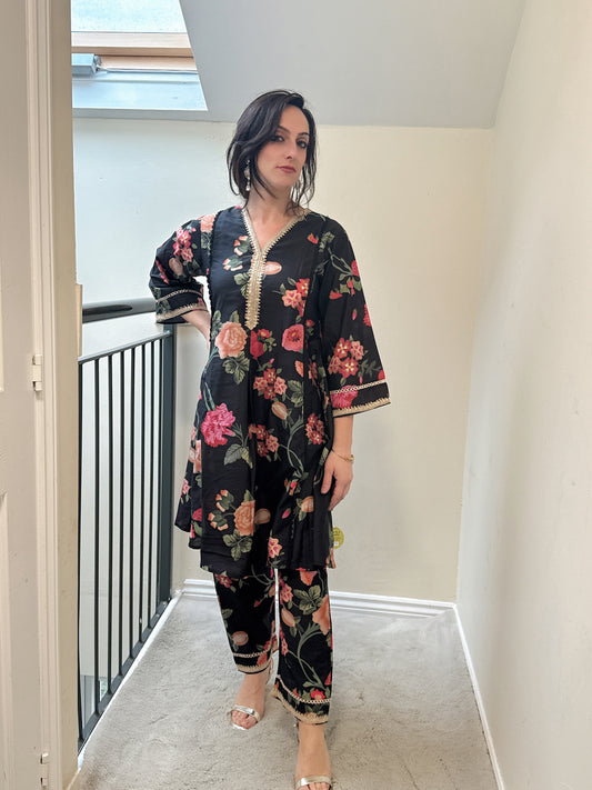 RENEE – Black Floral Printed Cotton Silk Kurta & Palazzo Set
