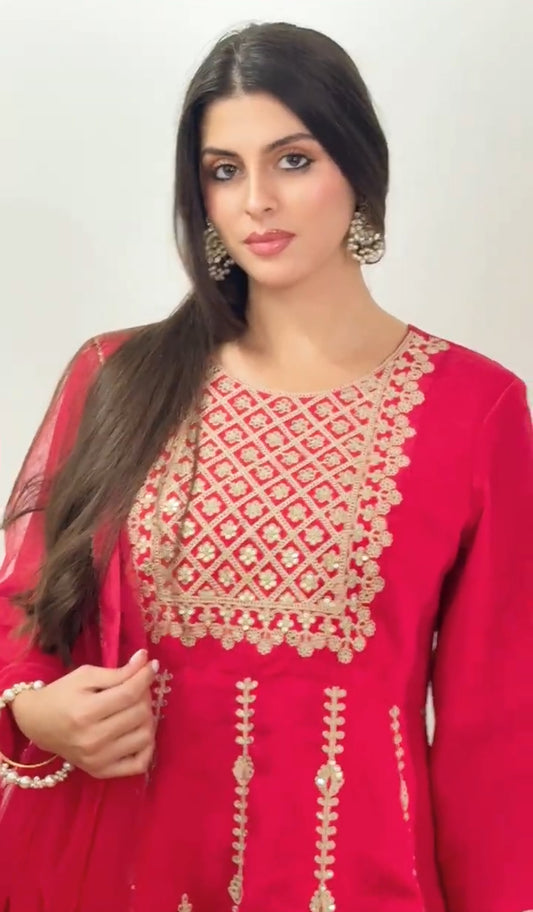 NYLA – Pink Threadwork Kurta & Dhoti Pant Set