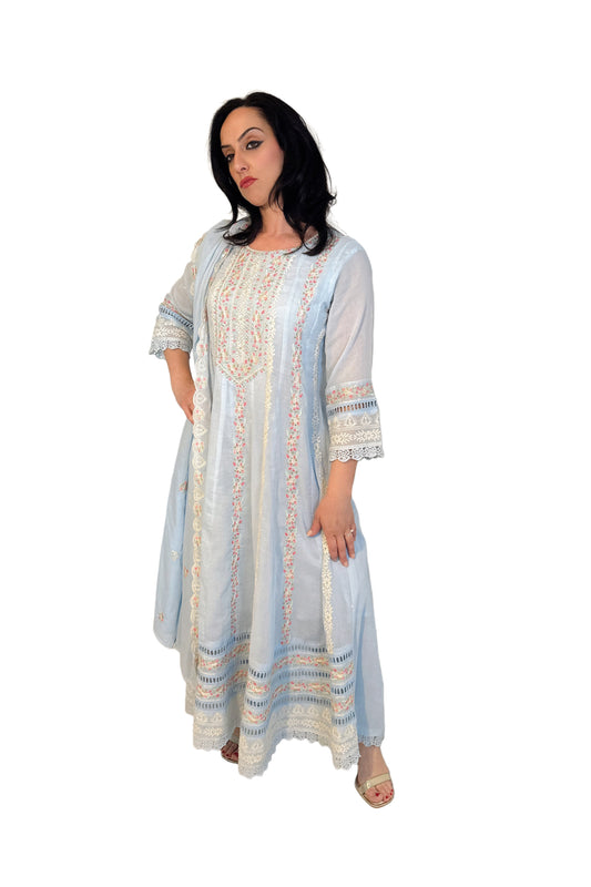 Rania Blue front image