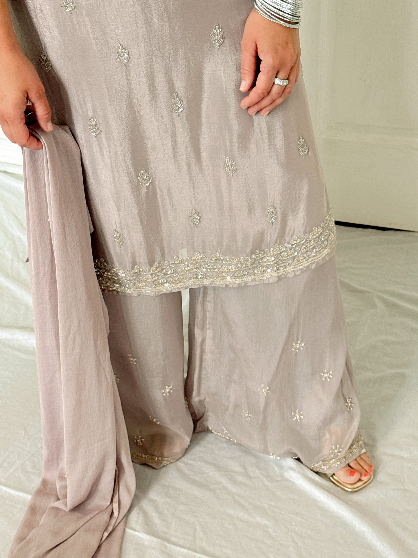 Amele Dusty Lilac Silk Blend Embroidered Kurta Palazzo Set