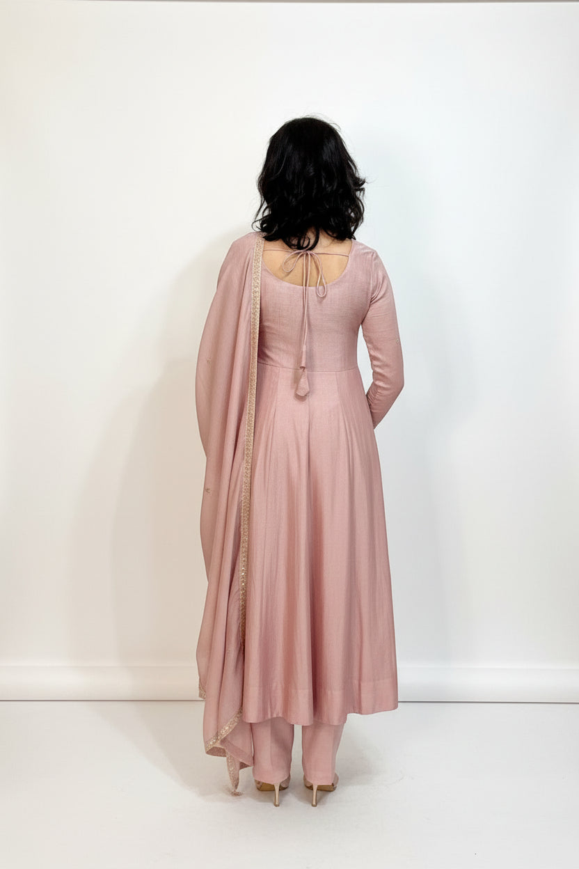 AMIRA   Pink Blush Floral Embroidered Anarkali Suit Set Back