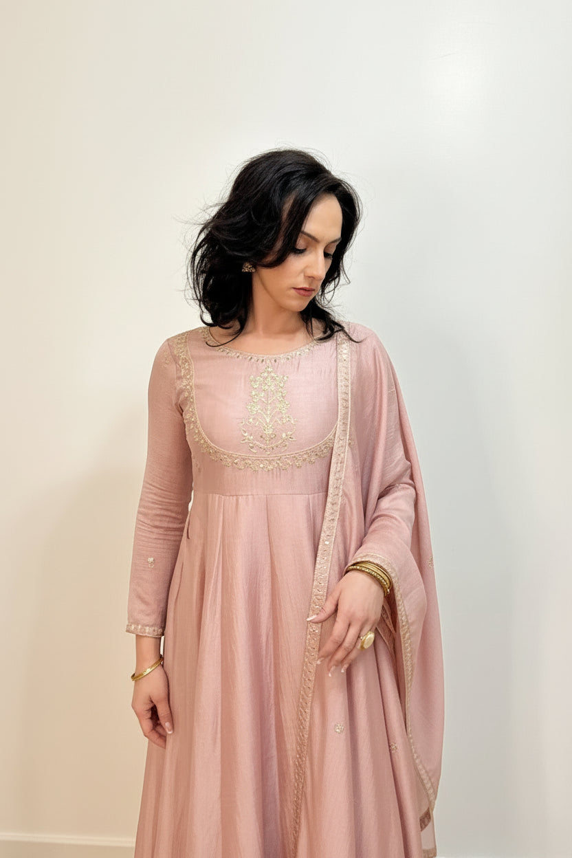 AMIRA   Pink Blush Floral Embroidered Anarkali Suit Set Front Close