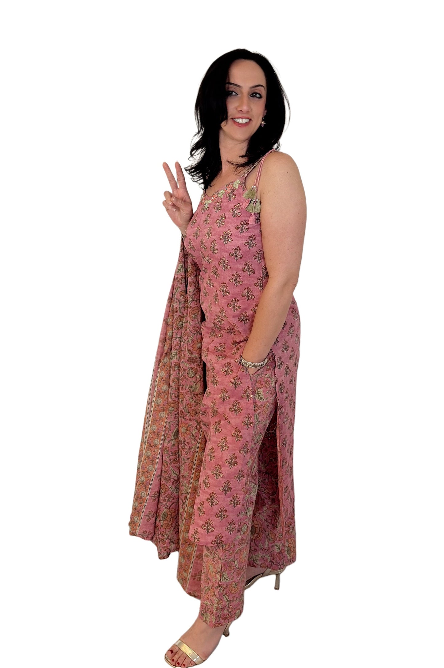 Avni Pink side shot