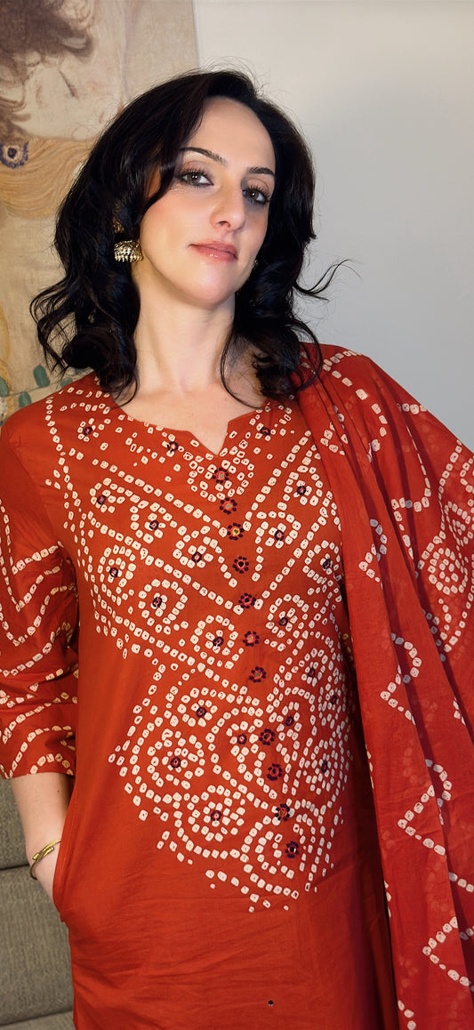 RIDHI – Rust  Bandhani Tie Dye Suit Set