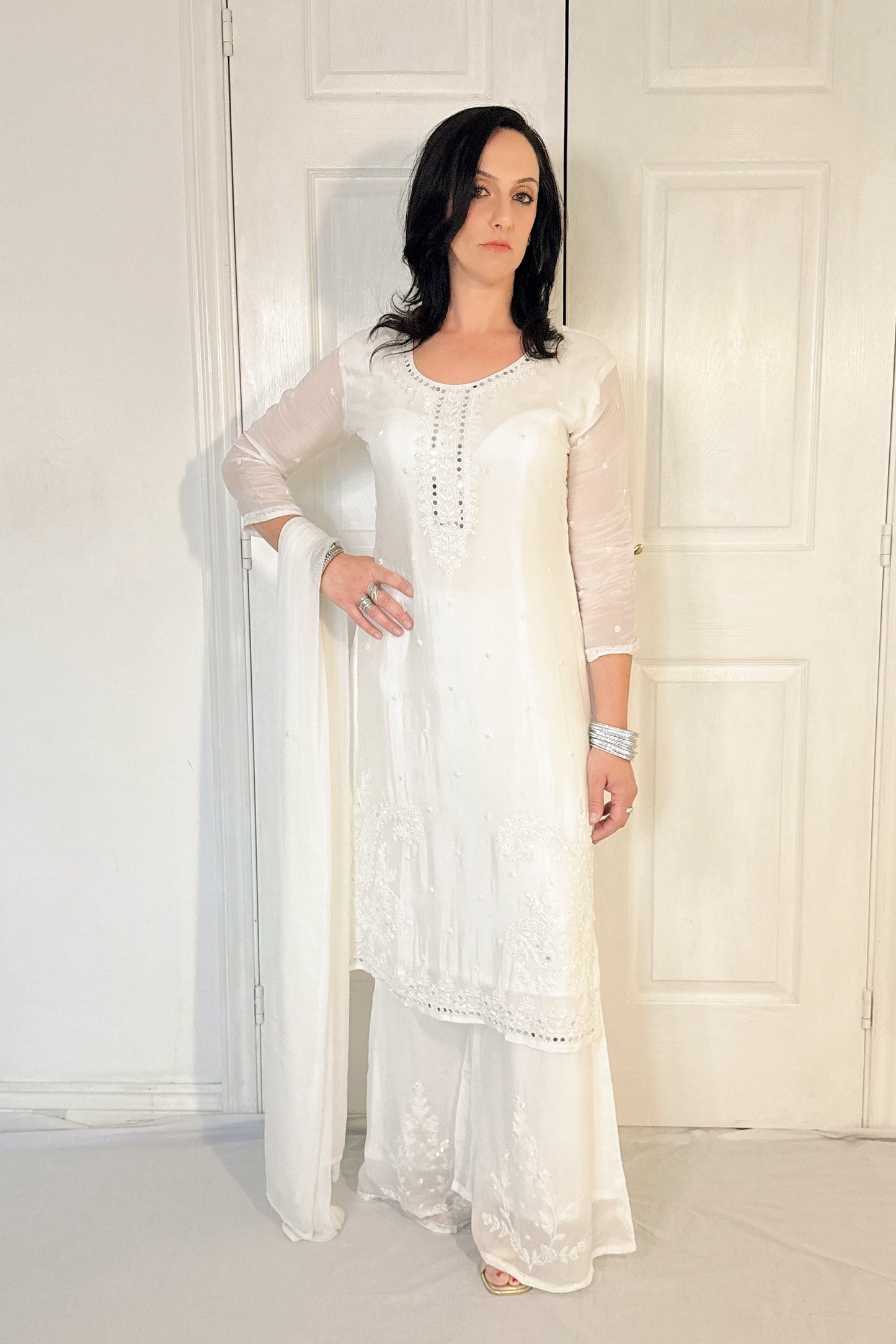 Tara White Silk Blend Embroidered Kurta Palazzo Set