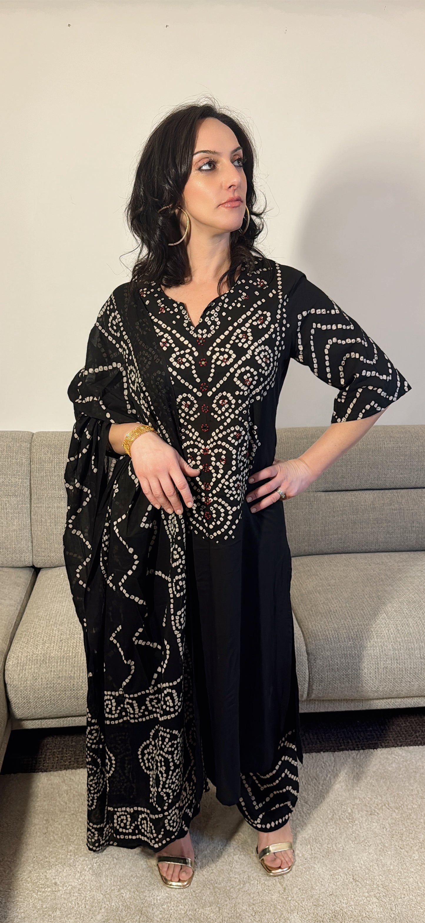 RIDHI – Black Bandhani Tie Dye Suit Set