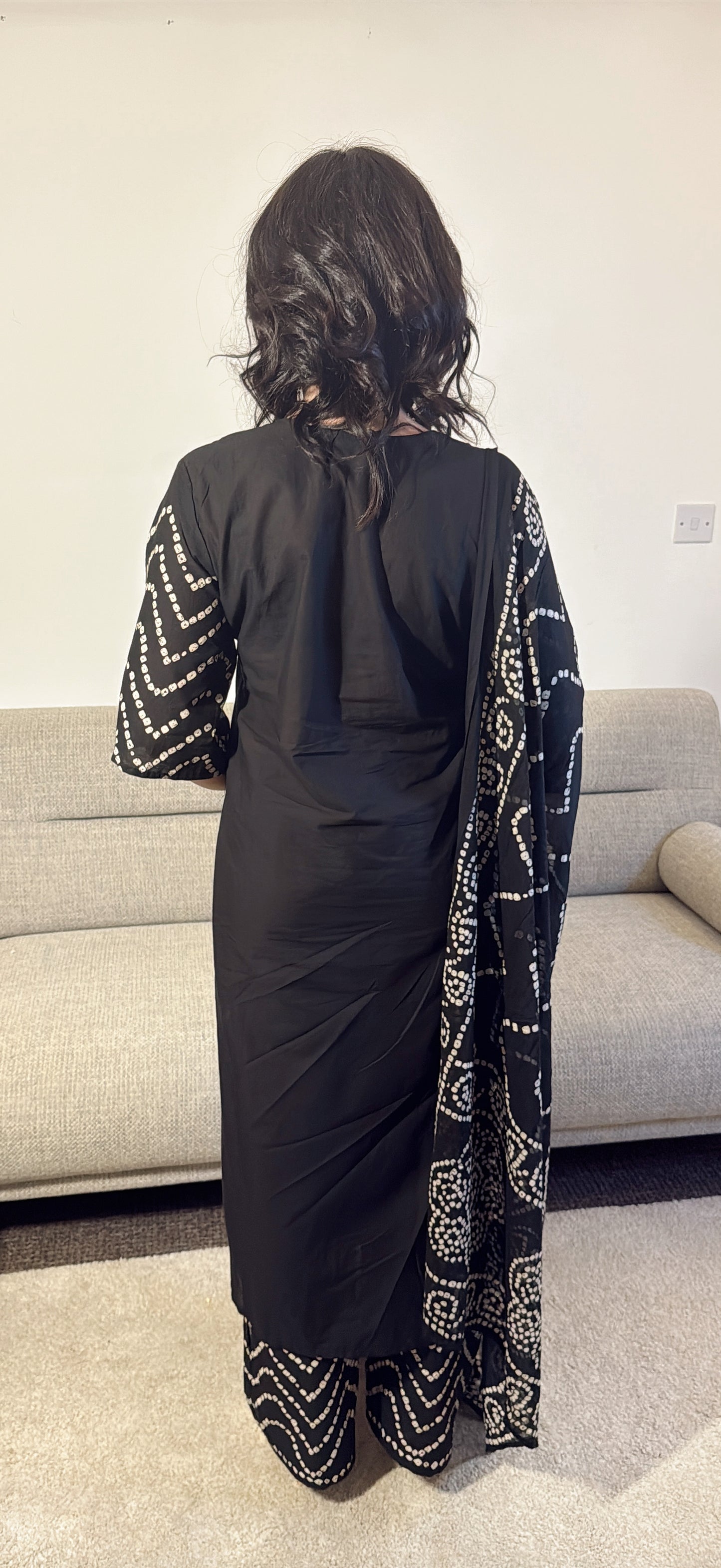 RIDHI – Black Bandhani Tie Dye Suit Set