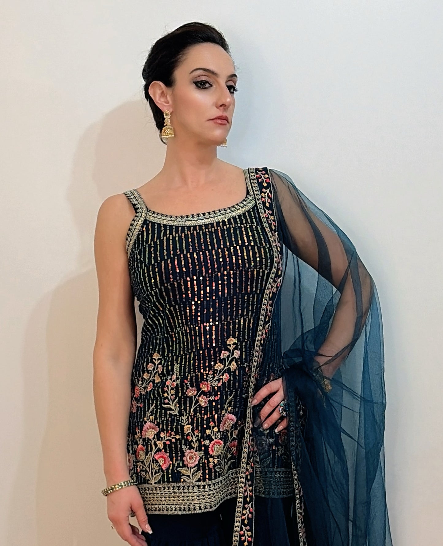 KIARA – Navy Sharara Set