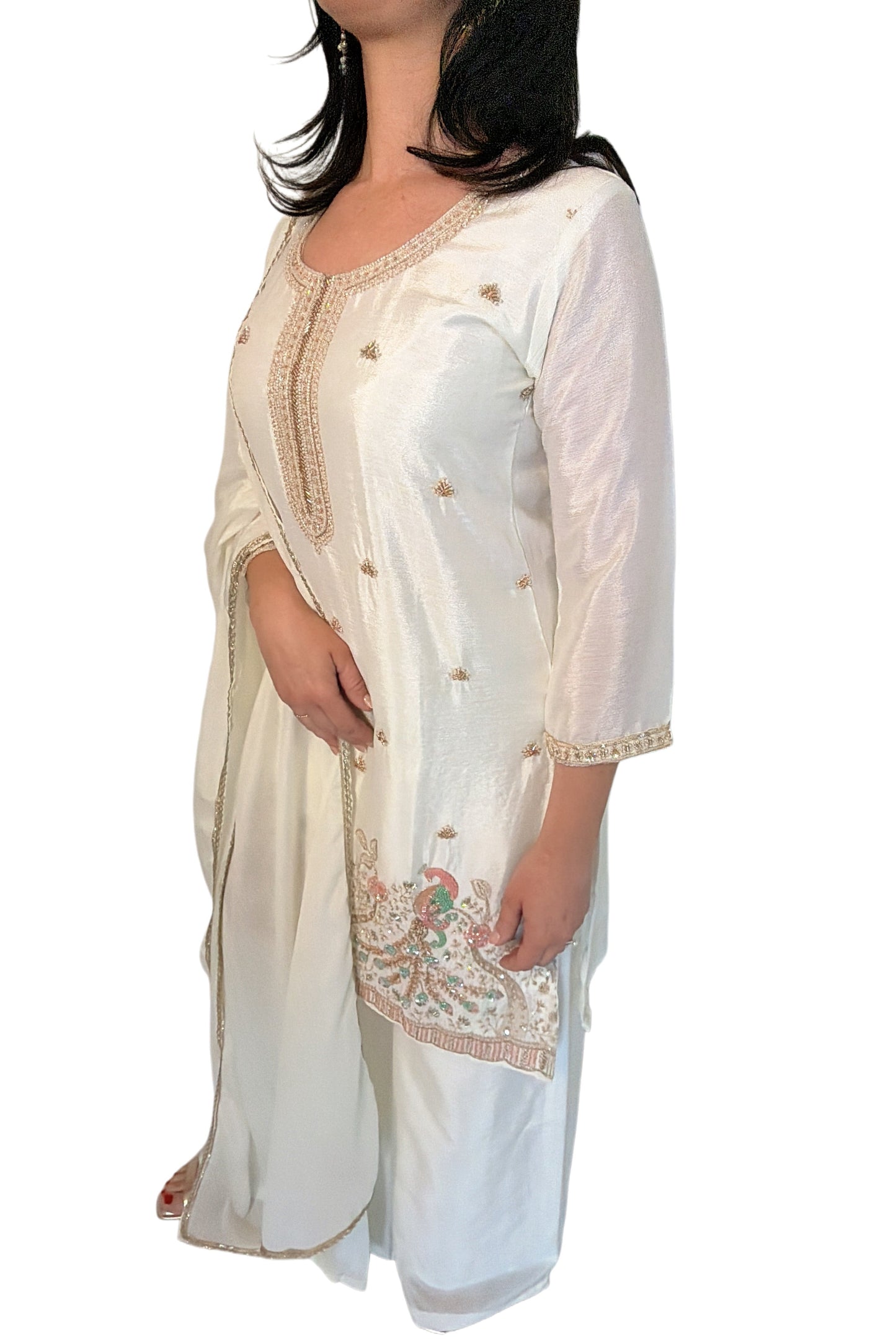 MAHIRA  side outfit