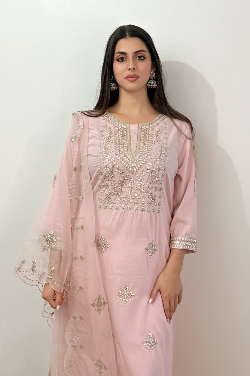 MYRAA  Light Pink Silk Blend Embroidered  Kurta Set Close Up