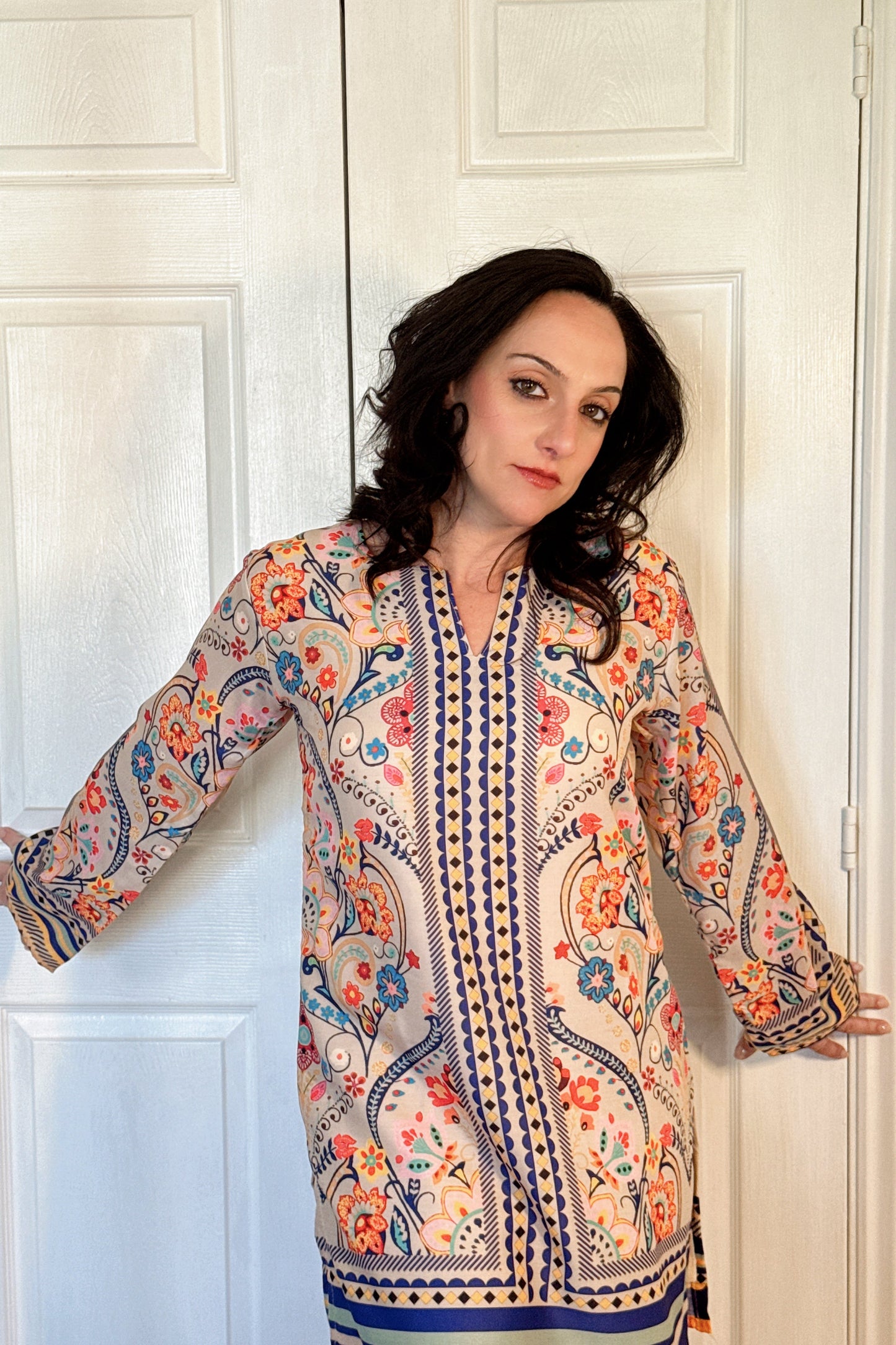  Ethnic Floral Printed Co-Ord Kurta And Trouser Set close up 
