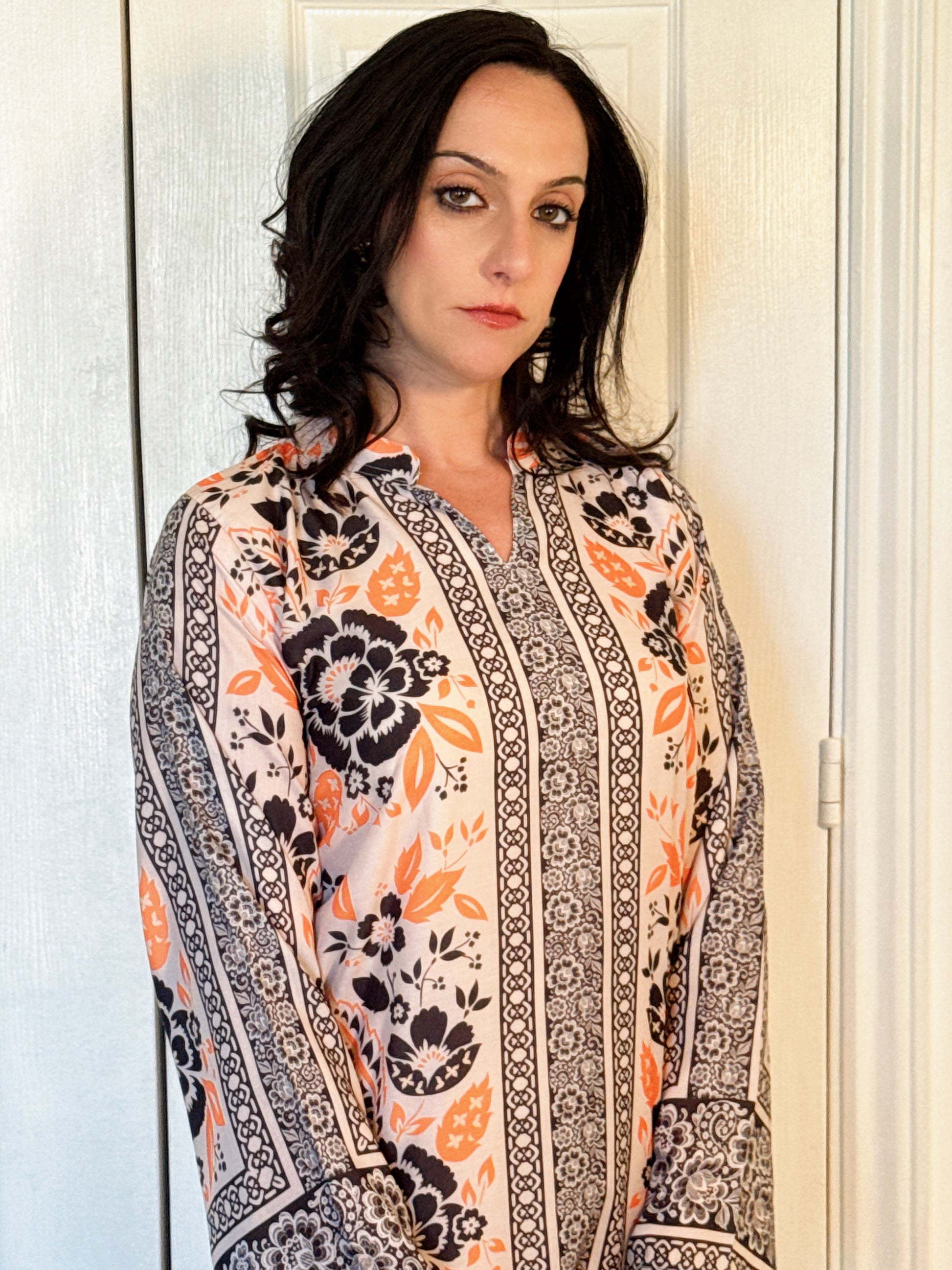 Reeva Printed Co-Ord Kurta And Trouser Set close up 