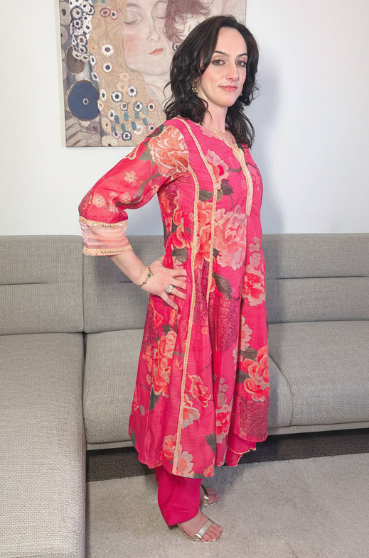 SAMARA Fuchsia Floral Embroidered Chanderi Anarkali Set side 2