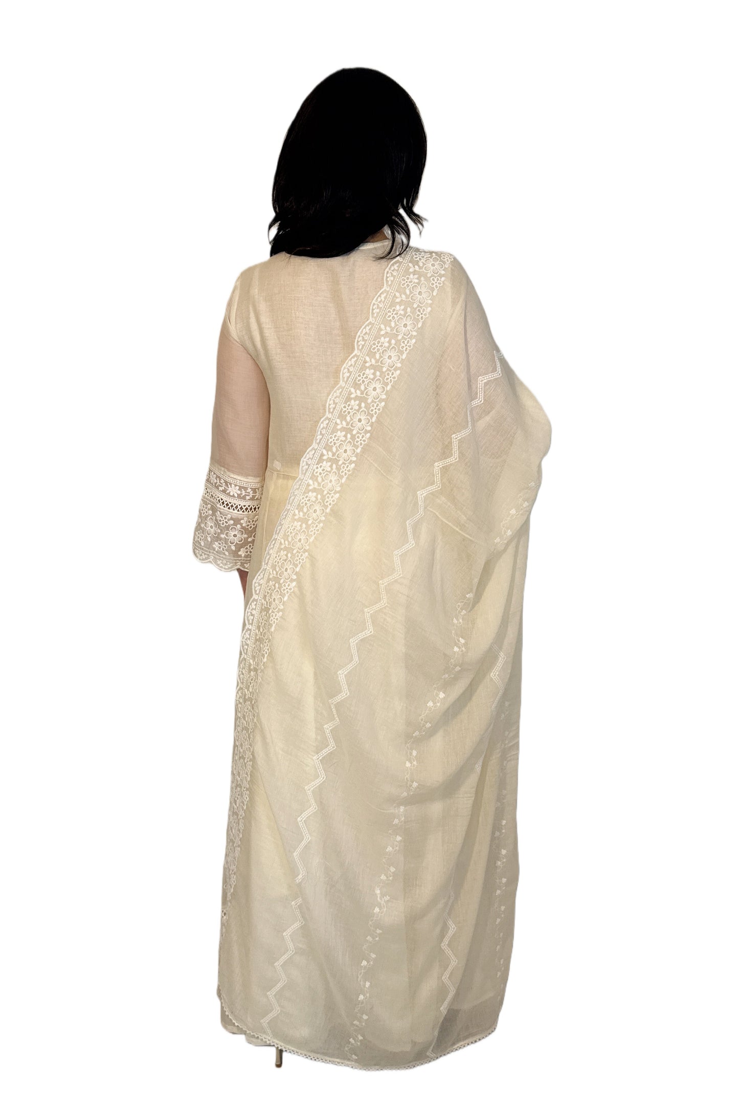 Zaina back shot