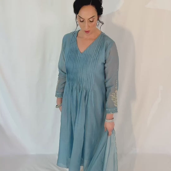 SAFA  Elegant  Blue Pintuck Mul Chanderi Suit Set video 