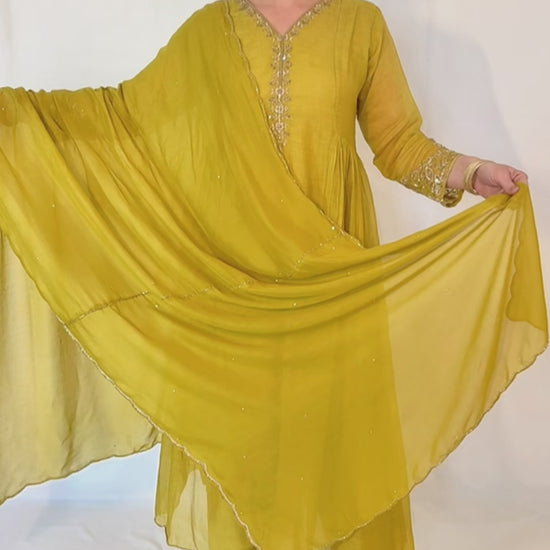 ALIA Green Mul Chanderi Embroidered Anarkali Suit video 